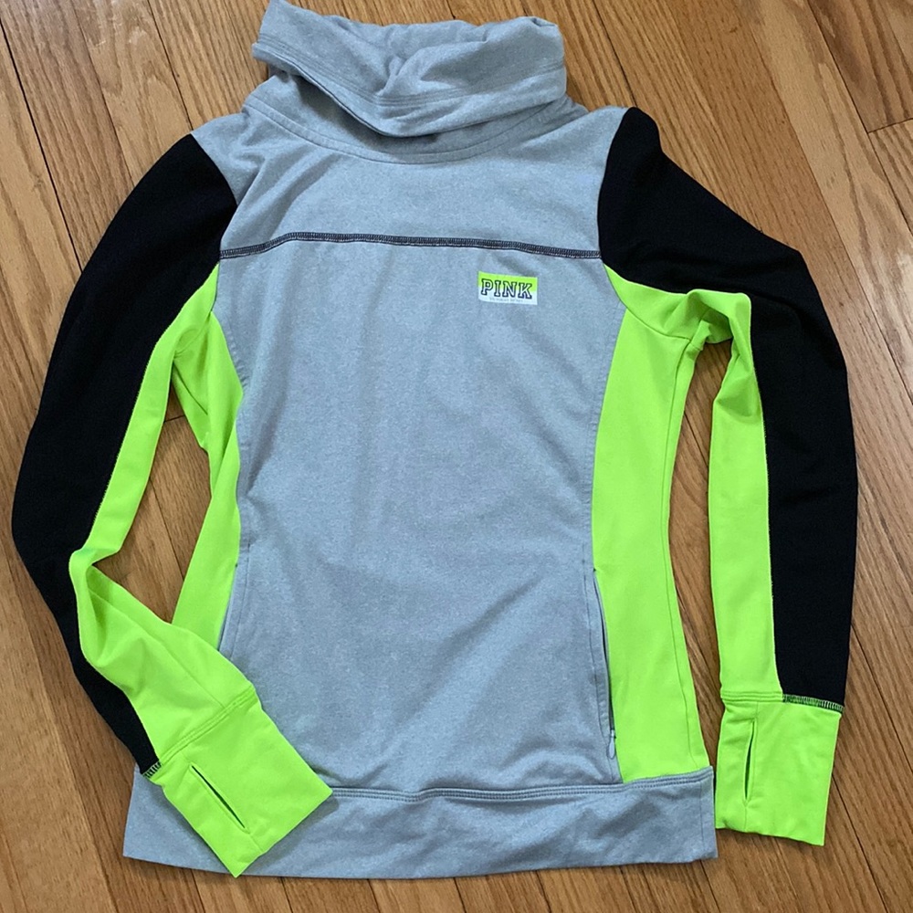 Victoria’s Secret PINK active wear top